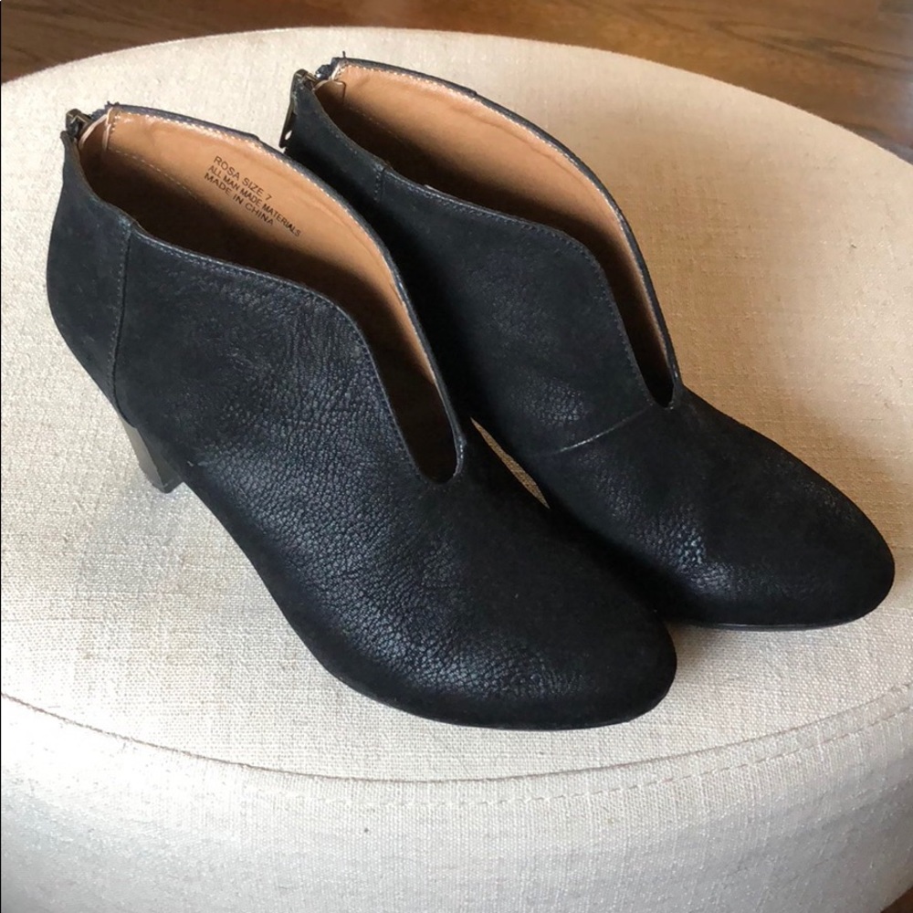 zipper back booties
